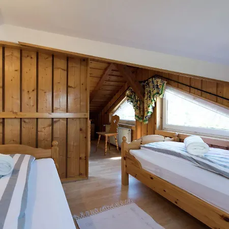 Homey Chalet In Breitenbrunn Rittersgrun